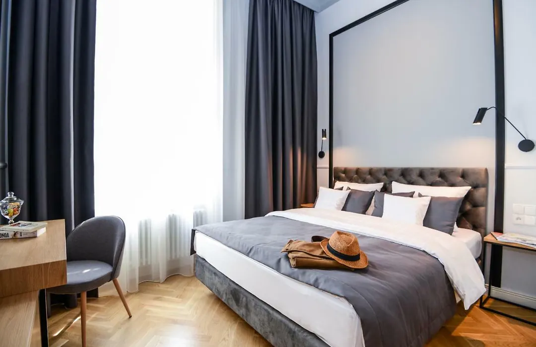 Bentis Luxury Apartments-1