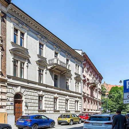 Bentis Luxury Apartments-3