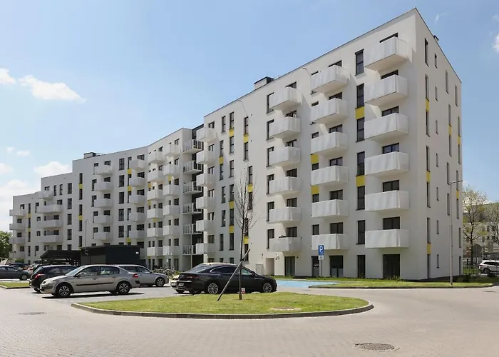 Family With Parking & Terrace By Noclegi Renters
